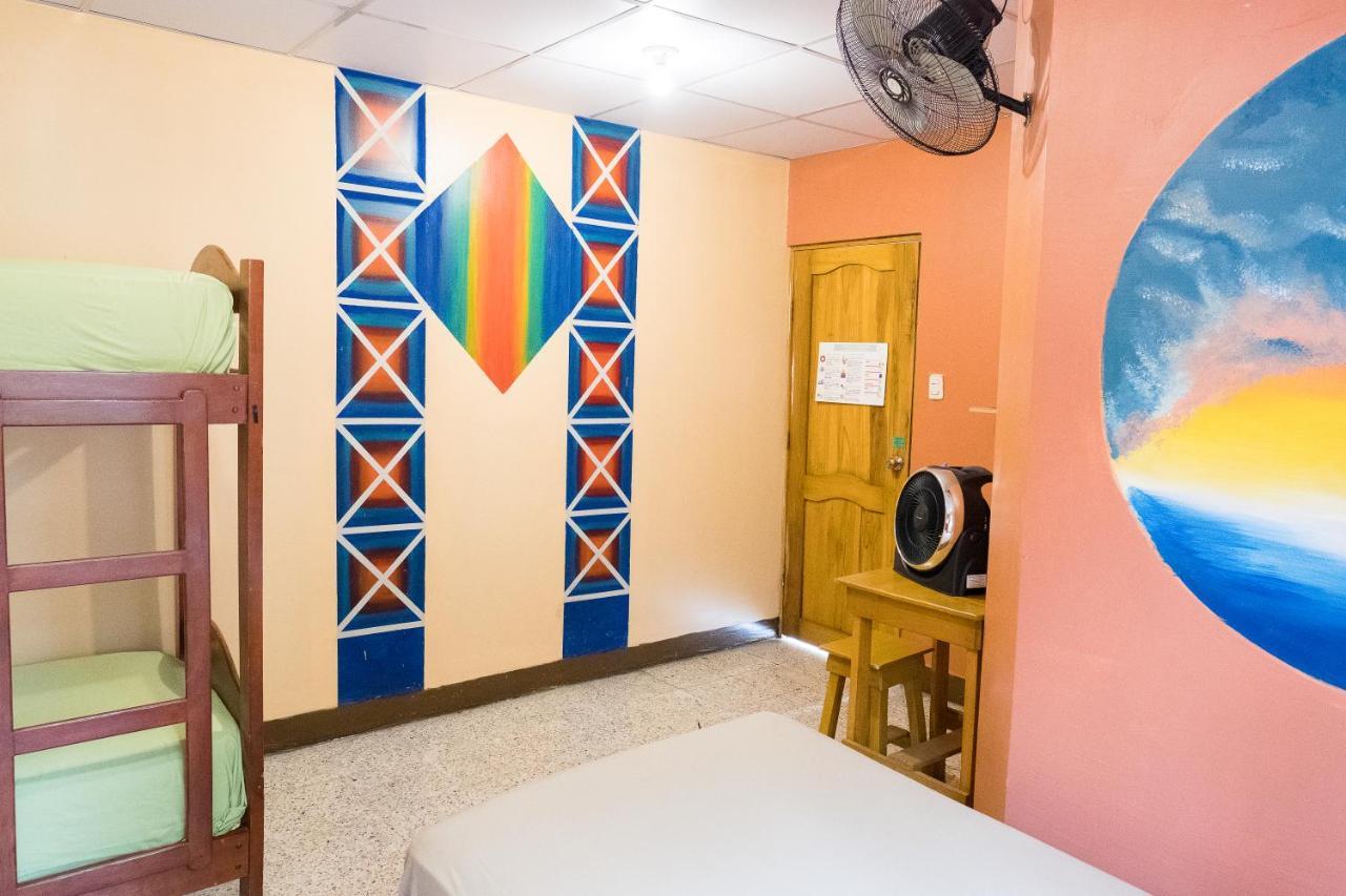 Hostel Nucapacha Guayaquil Exterior foto
